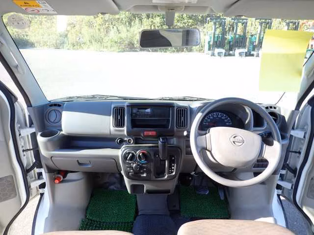 NISSAN NV100 CLIPPER