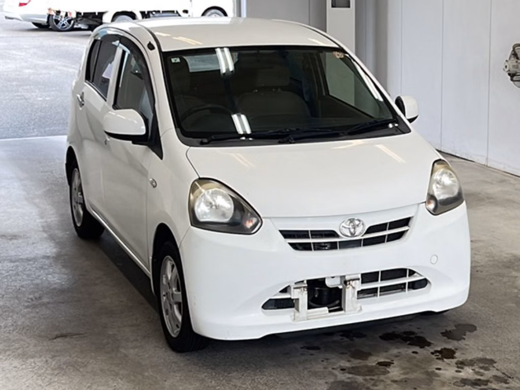 TOYOTA PIXIS EPOCH