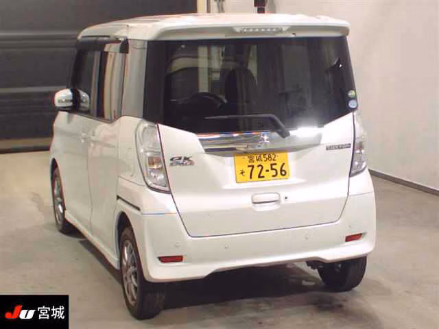 MITSUBISHI EK SPACE