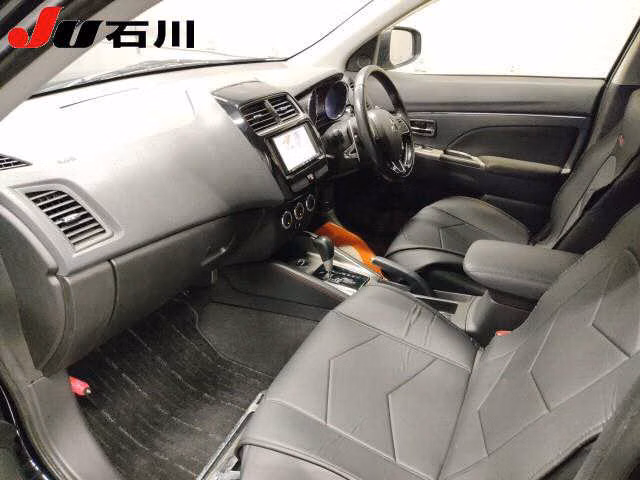 MITSUBISHI RVR