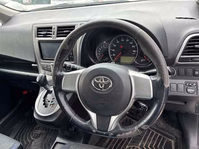 TOYOTA RACTIS