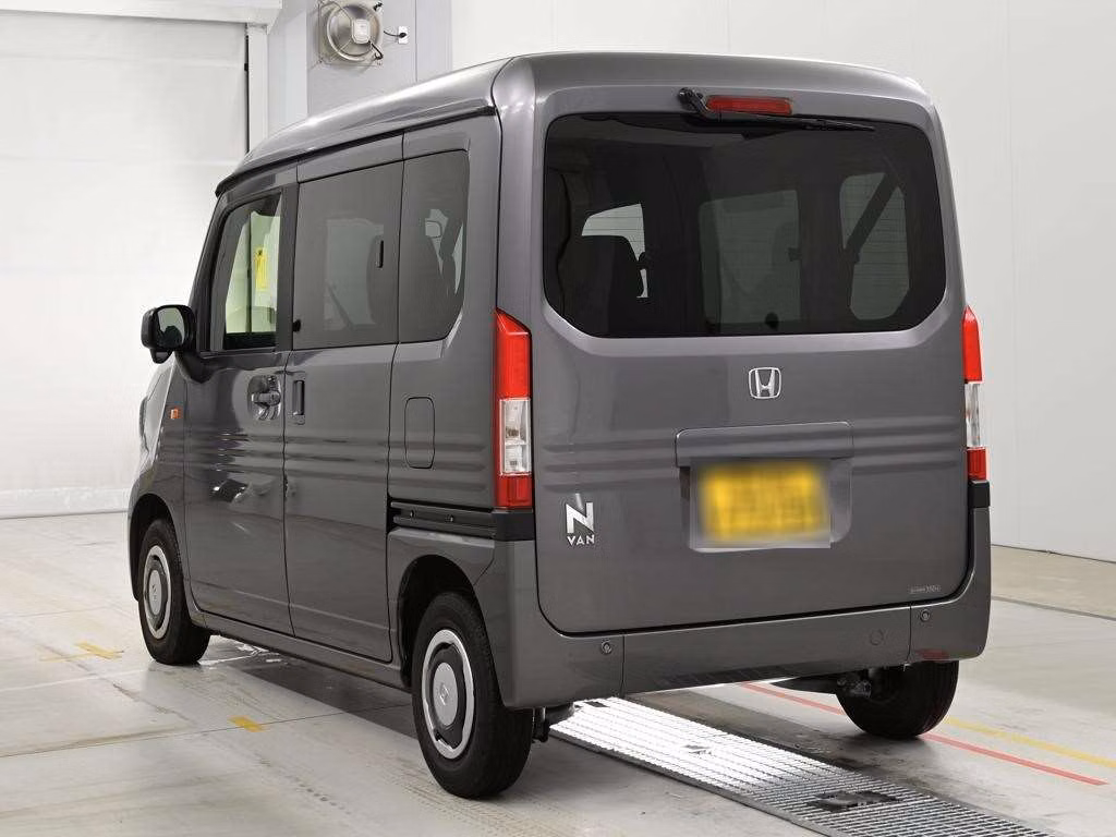HONDA N-VAN