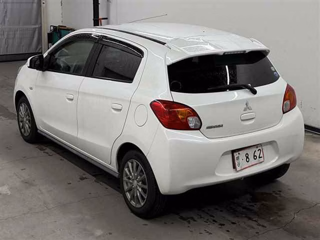 MITSUBISHI MIRAGE
