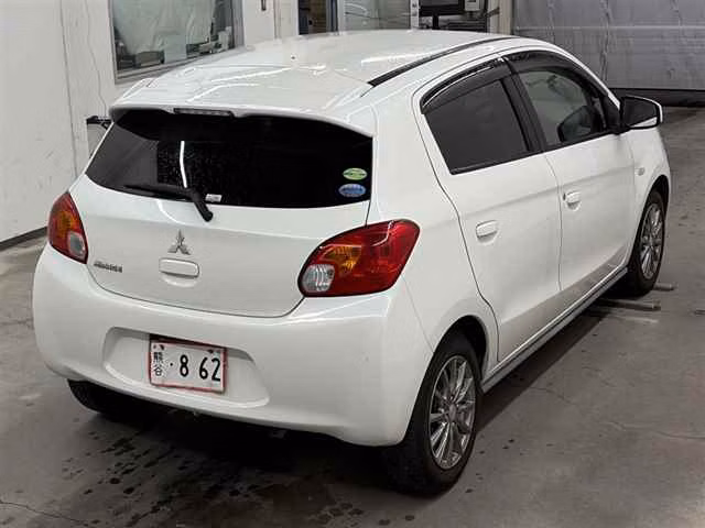 MITSUBISHI MIRAGE