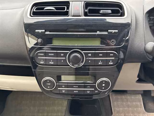 MITSUBISHI MIRAGE