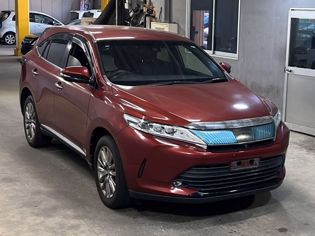 TOYOTA HARRIER