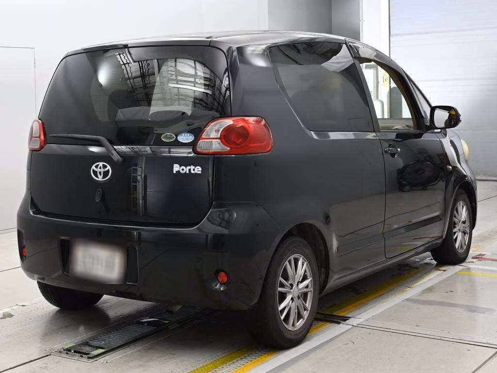 TOYOTA PORTE