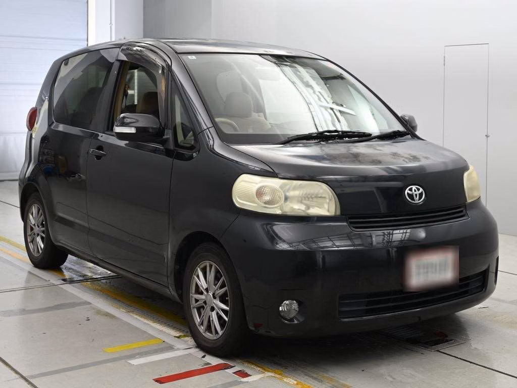 TOYOTA PORTE