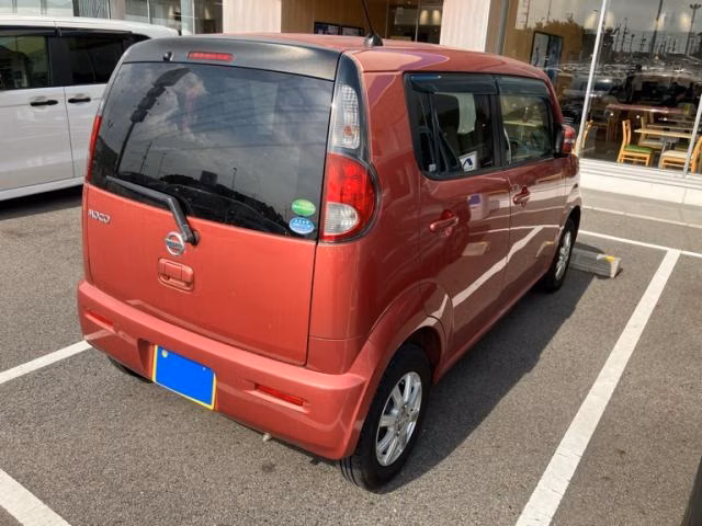 NISSAN MOCO