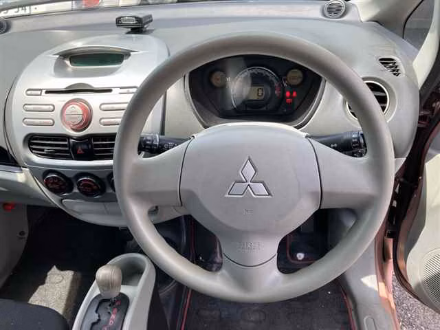MITSUBISHI I