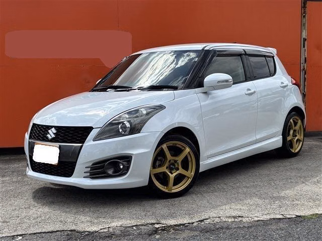 SUZUKI SWIFT