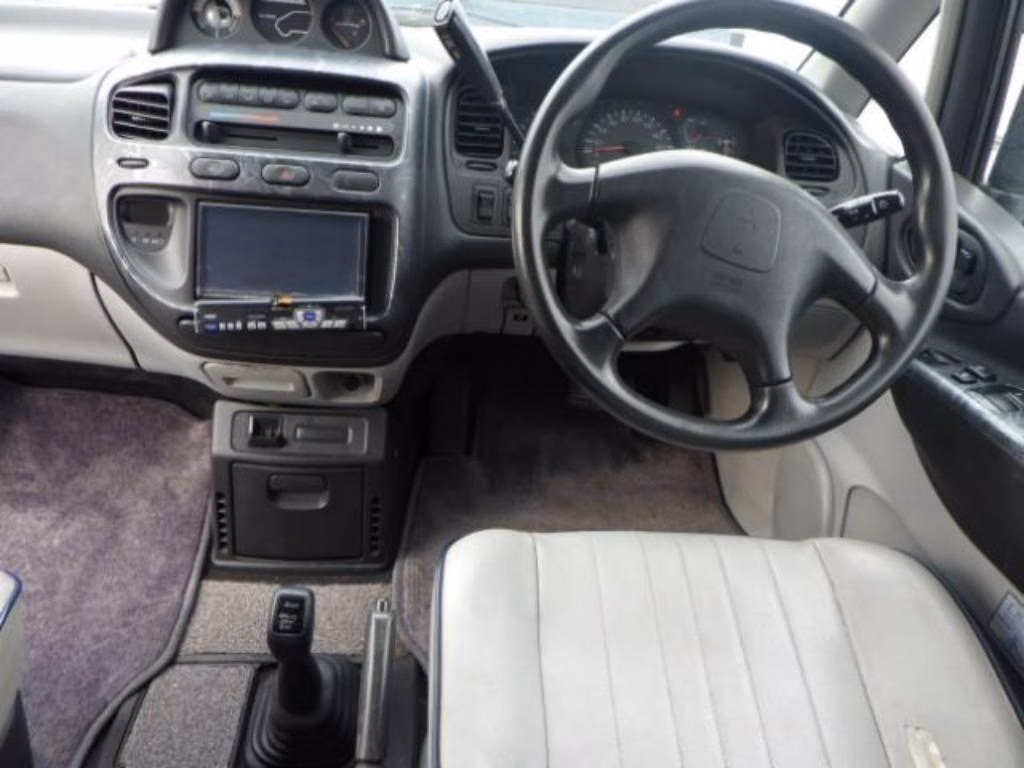 MITSUBISHI DELICA