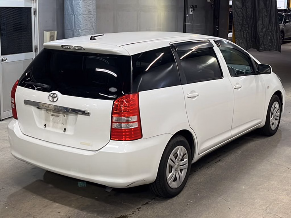 TOYOTA WISH