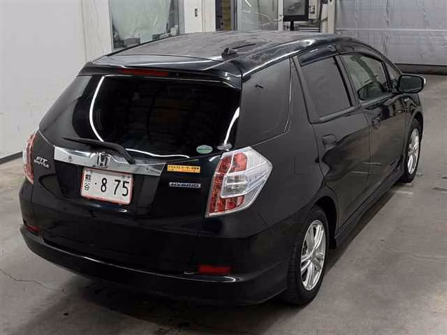 HONDA FIT SHUTTLE