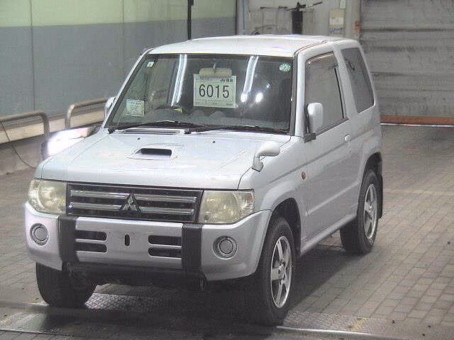 MITSUBISHI PAJERO MINI