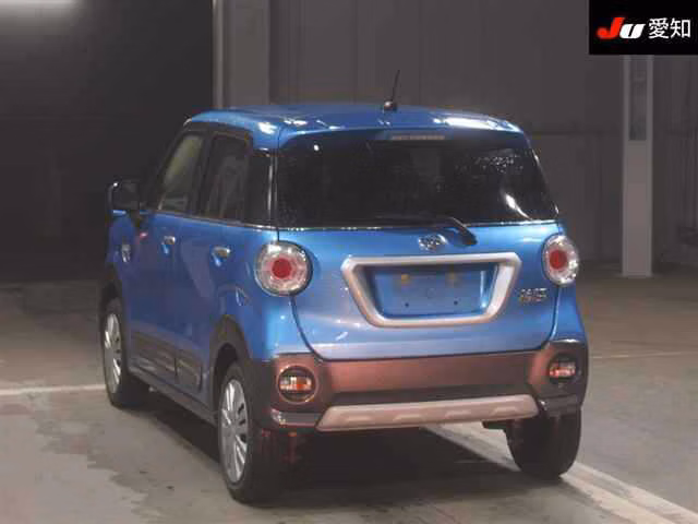 DAIHATSU CAST