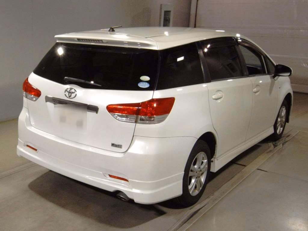 TOYOTA WISH