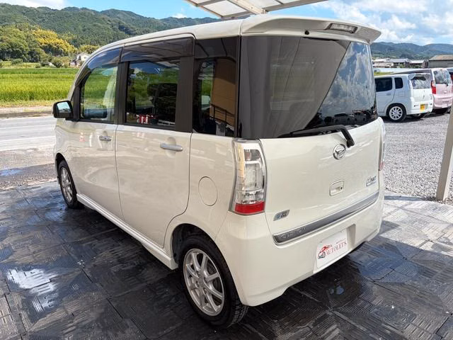 DAIHATSU TANTO EXE