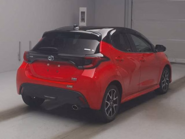 TOYOTA YARIS