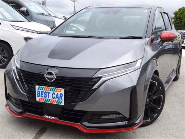 Nissan Aura