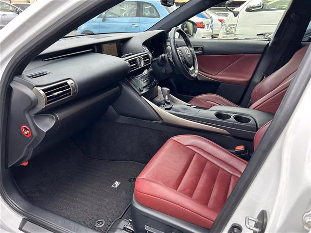 Lexus IS250