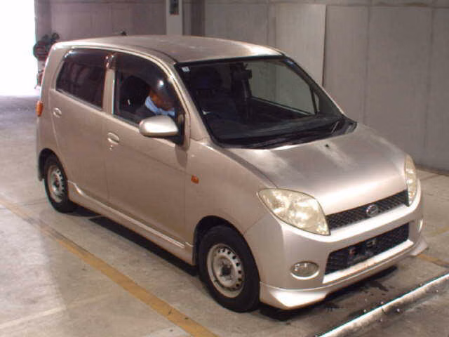 DAIHATSU MAX