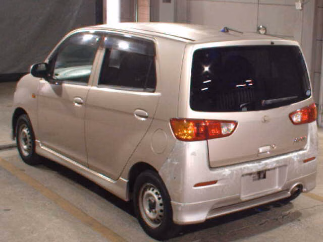 DAIHATSU MAX