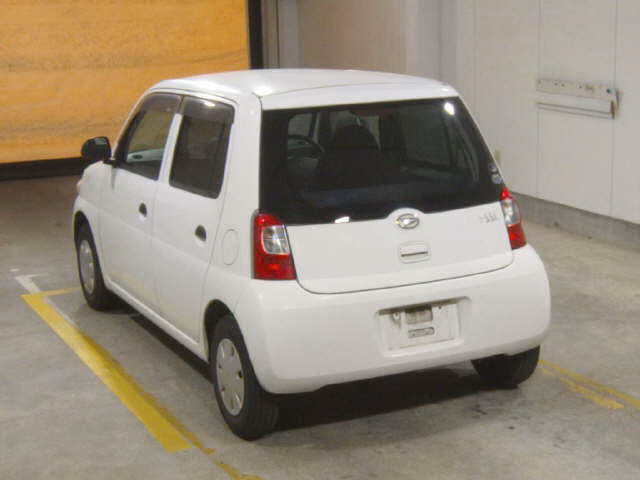 DAIHATSU ESSE