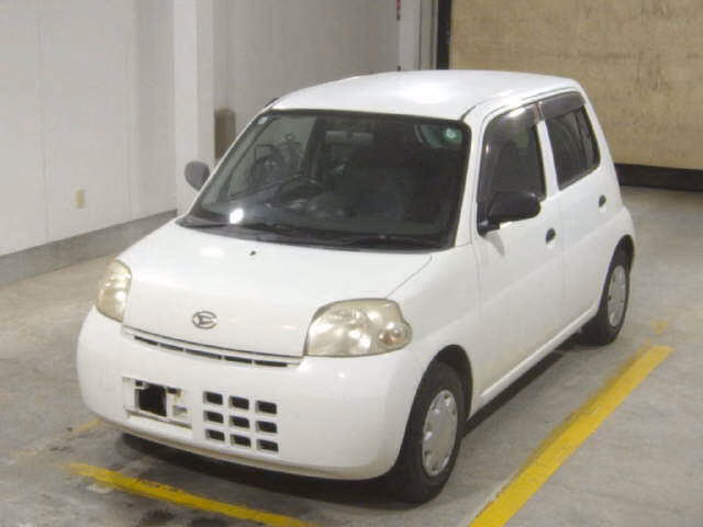 DAIHATSU ESSE