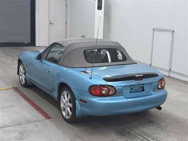 MAZDA ROADSTER