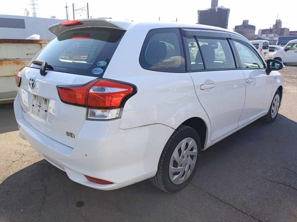 TOYOTA COROLLA FIELDER