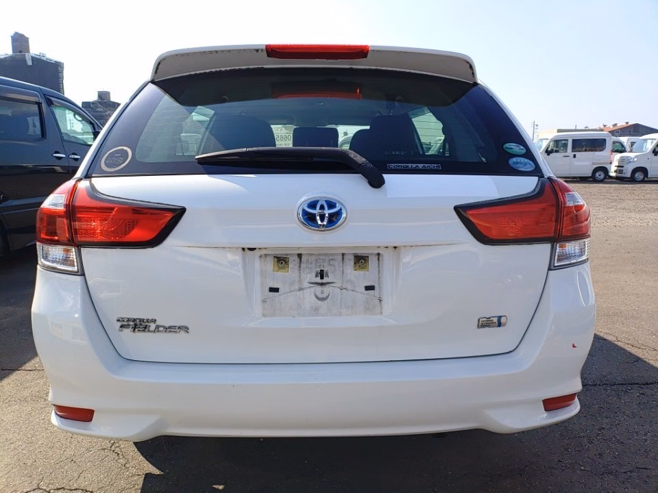TOYOTA COROLLA FIELDER