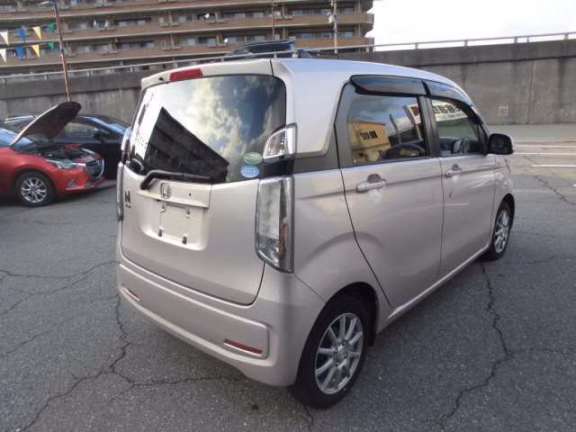 HONDA N-WGN