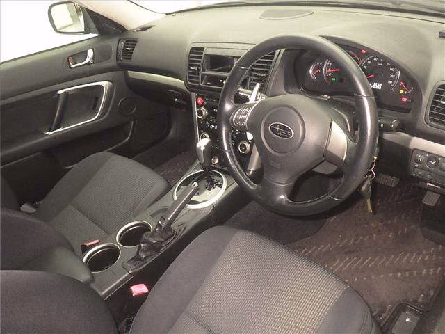 SUBARU LEGACY