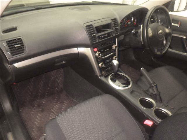 SUBARU LEGACY