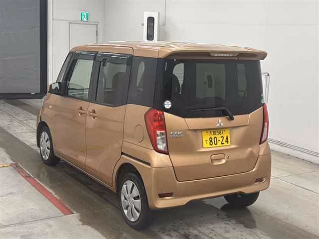 MITSUBISHI EK SPACE