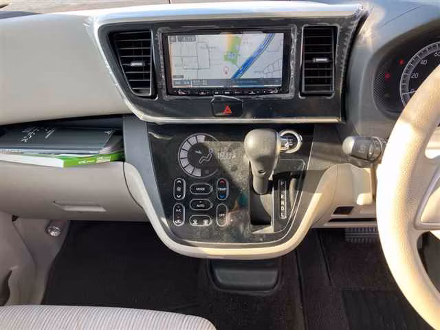 MITSUBISHI EK SPACE