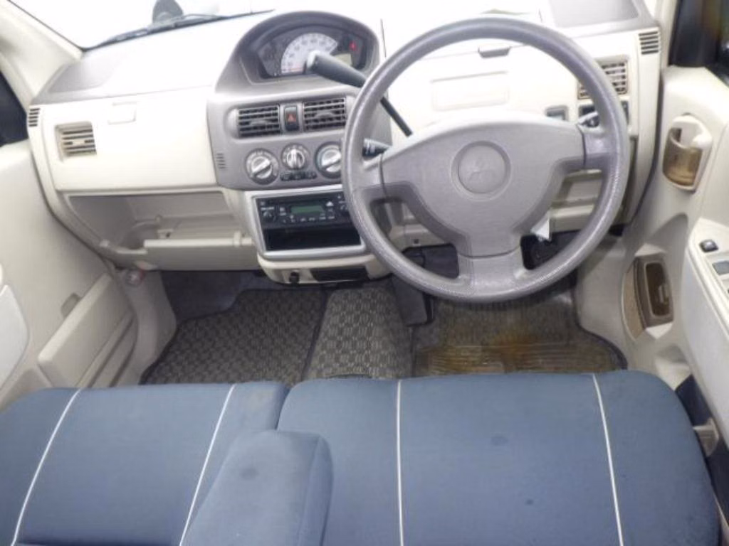 MITSUBISHI EK WAGON