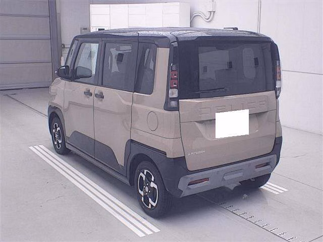 MITSUBISHI DELICA MINI