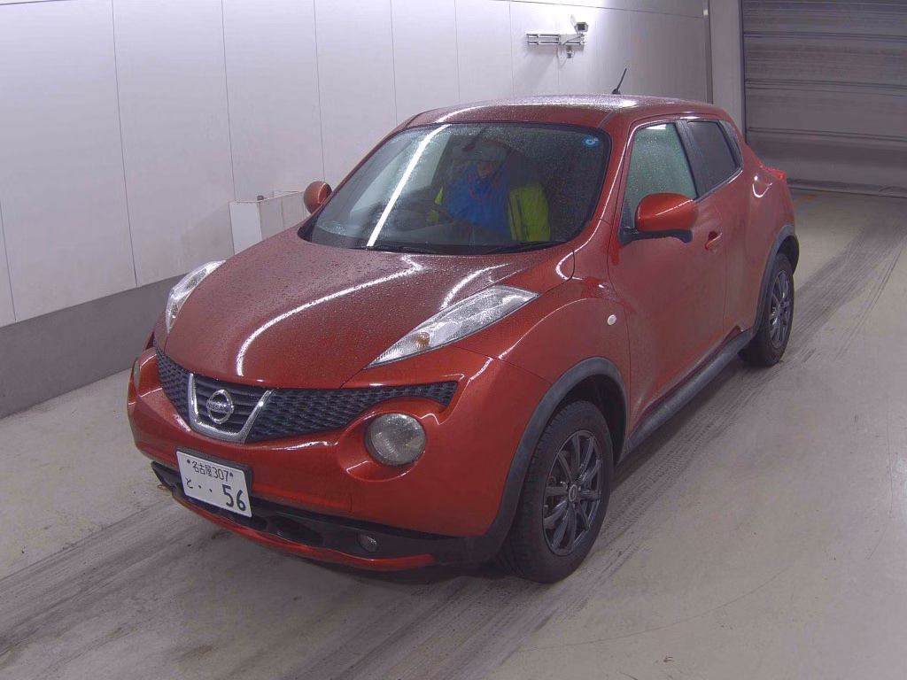 NISSAN JUKE