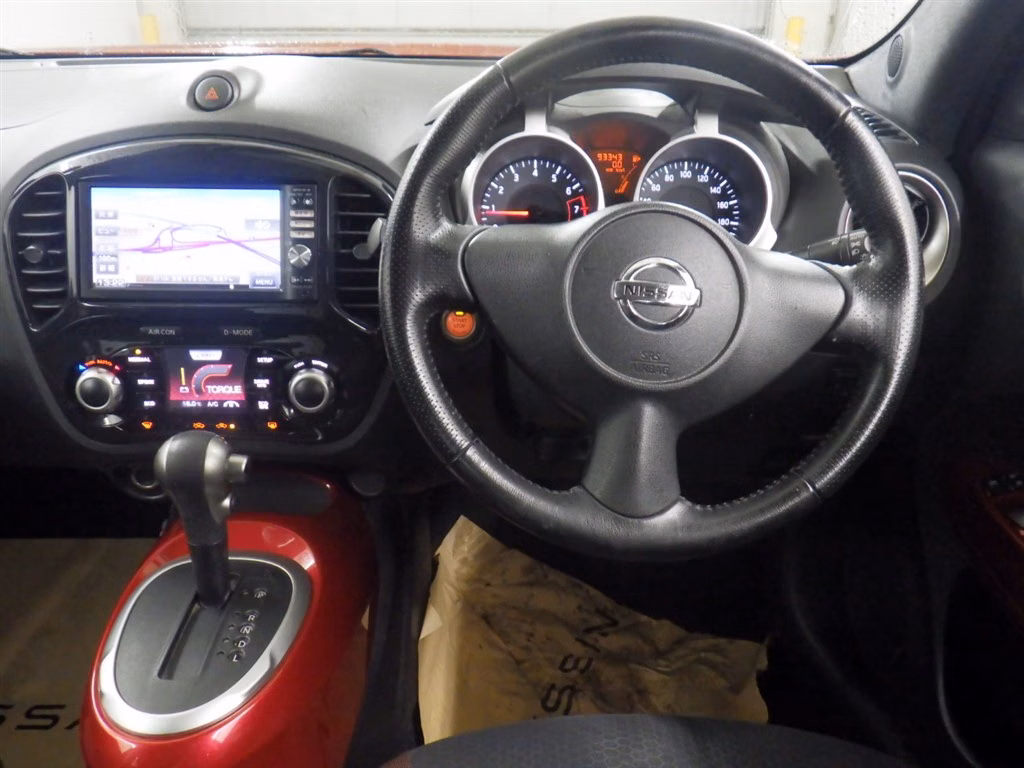 NISSAN JUKE