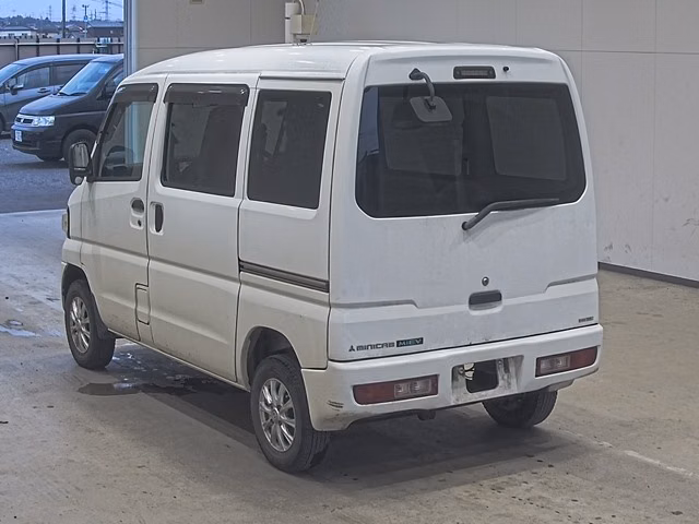 MITSUBISHI MINICAB MIEV
