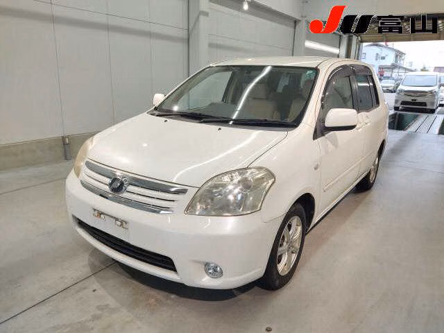 TOYOTA RAUM