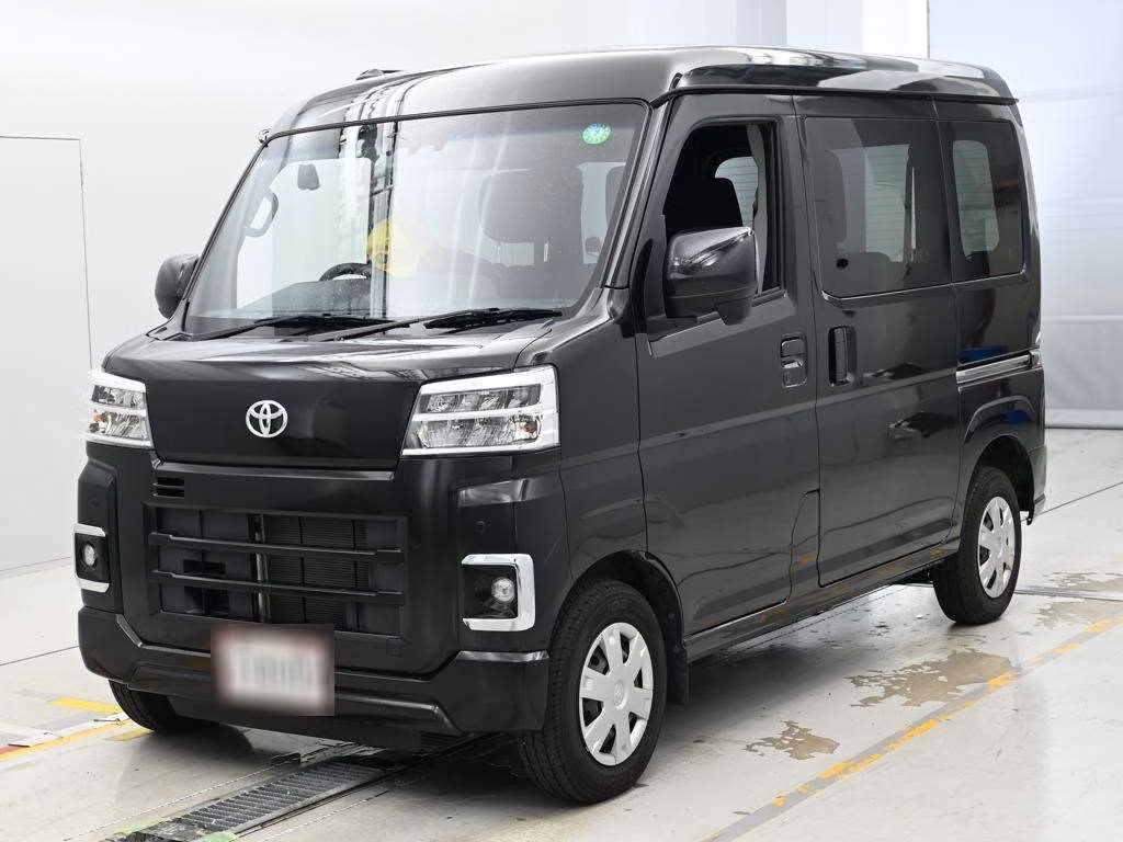TOYOTA PIXIS VAN