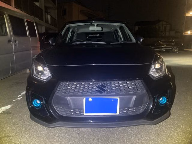SUZUKI SWIFT