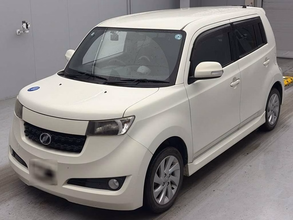 TOYOTA BB