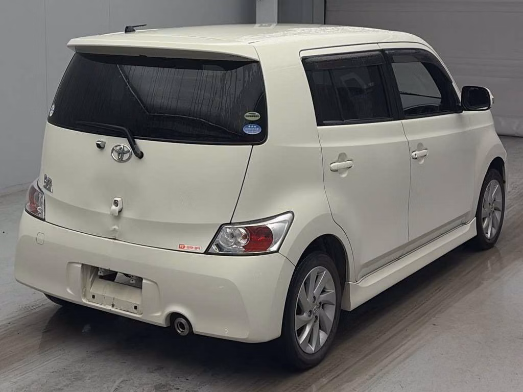 TOYOTA BB