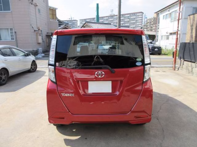 TOYOTA TANK