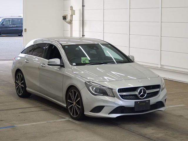 MERCEDES-BENZ CLA-CLASS