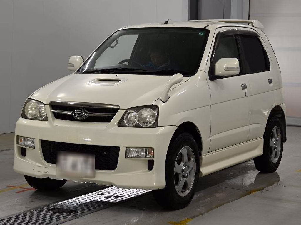 DAIHATSU TERIOS KID